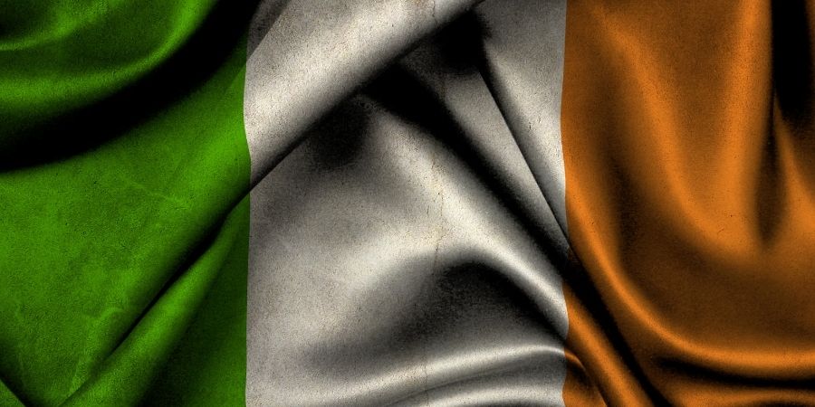 Bandera de la republica de Irlanda