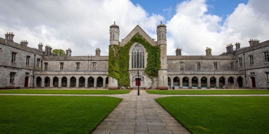 La prestigiosa National University of Ireland Galway