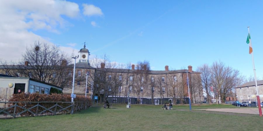 Camous De Griffith College